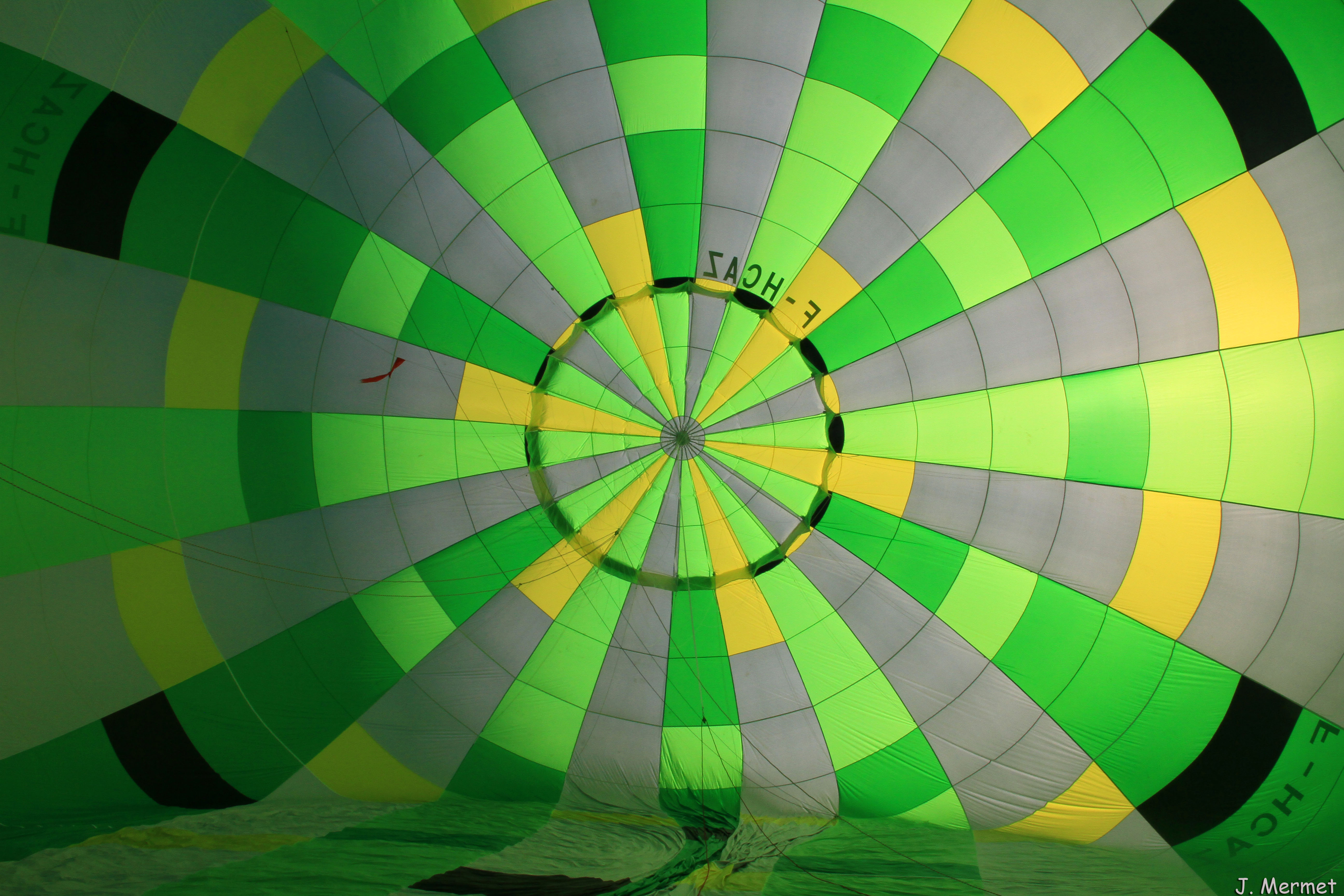 Cadeau fête des pères découvrir le Tarn en montgolfière